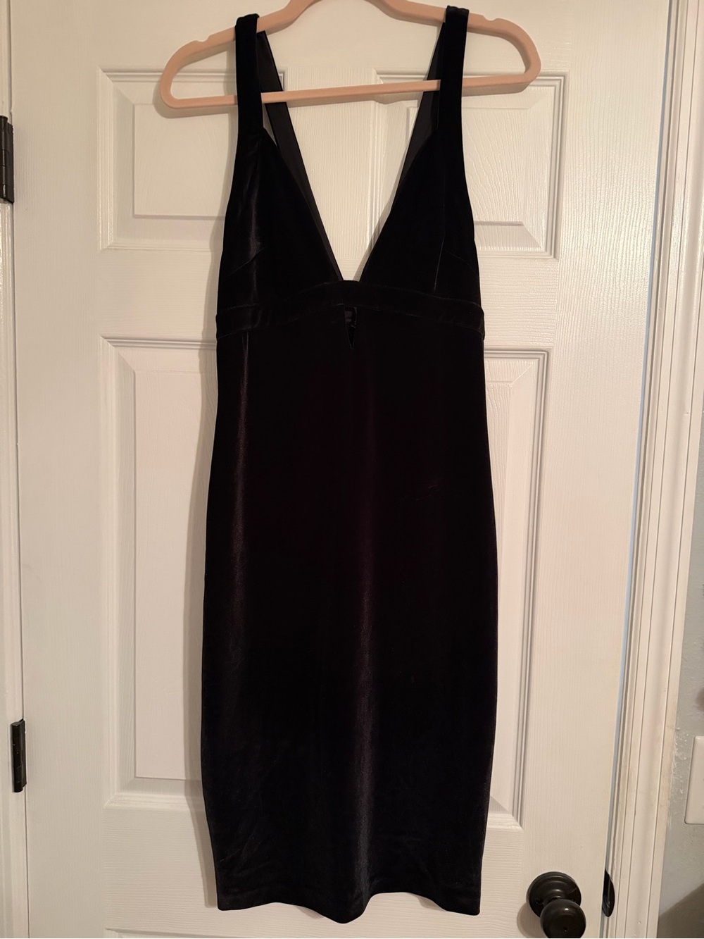 Express Black Velvet V-Neck Midi Dress